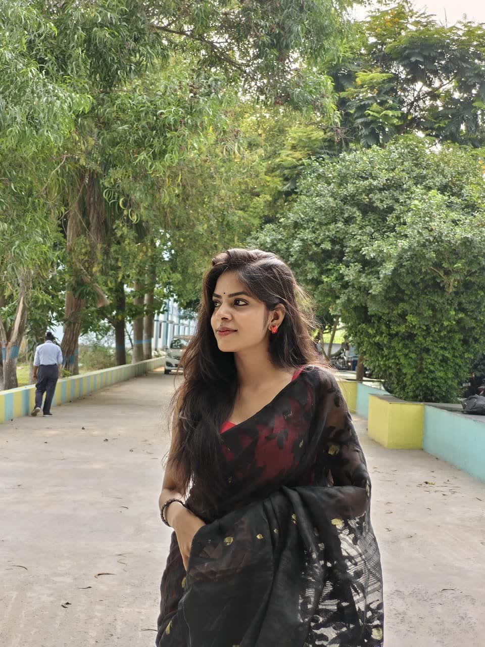 Desi call girls in Bangalore Sreyashree